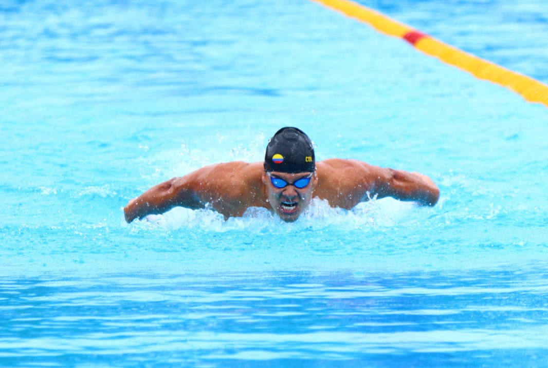 La Fecna entregó aval al Campeonato de Natación Carreras Nada Mejor 60 años